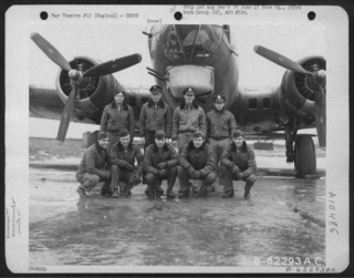 Lt R Sharp And Crew 9-1-45.jpg